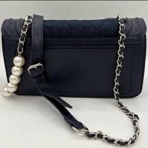 Elegant Navy Blue Badgley Mischka Chain Shoulder Bag